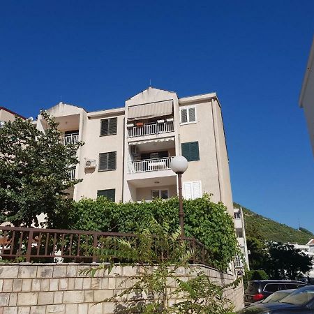 Emi Apartment Budva Bagian luar foto