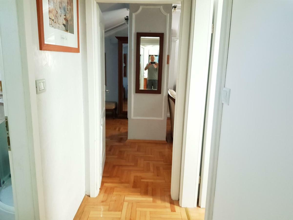 Emi Apartment Budva Bagian luar foto