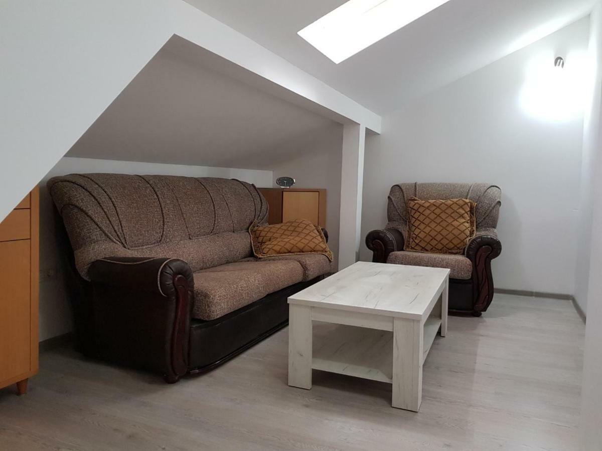 Emi Apartment Budva Bagian luar foto