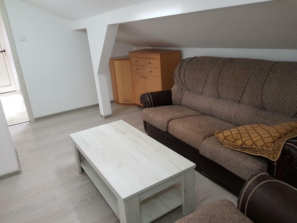 Emi Apartment Budva Bagian luar foto